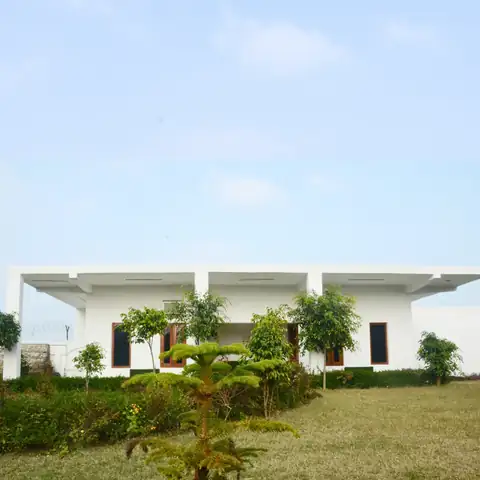 DTR Jungle Hideaways resort property and rooms 11