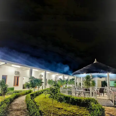 DTR Jungle Hideaways resort property and rooms 13