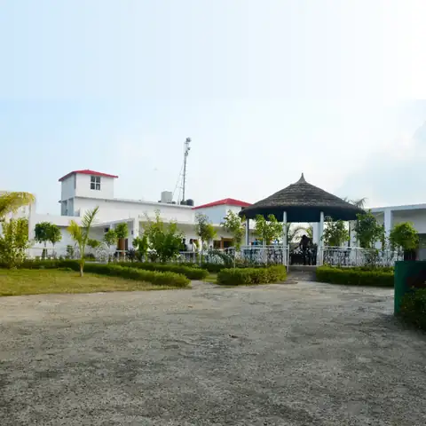 DTR Jungle Hideaways resort property and rooms 16